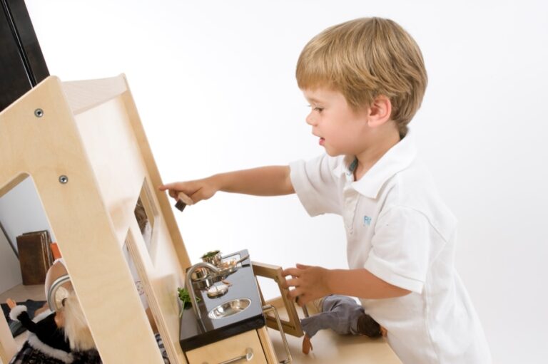 Photo "25 Great Jobs for Kids Under 12 to Start Earning Early"