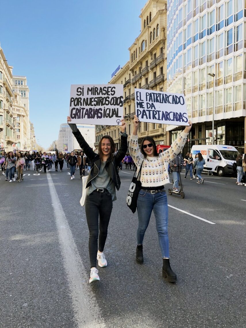 Photo "¿Qué agencias gubernamentales pagarán tus préstamos estudiantiles en 2025?" government agencies that pay student loans