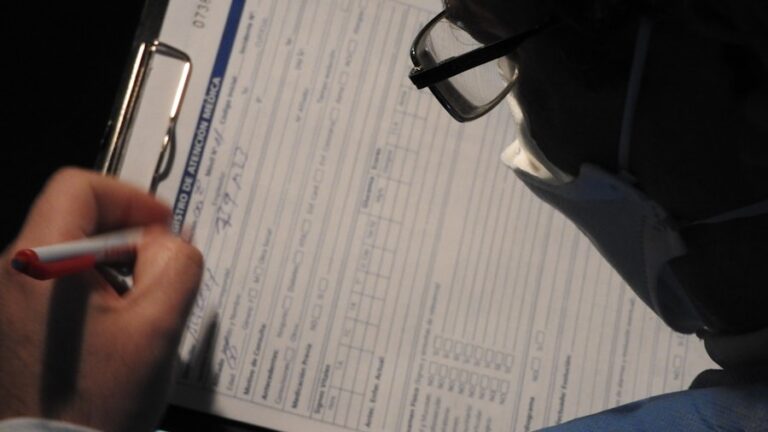 Photo "The Ultimate Guide to Claiming a Dependent Over 18 on Your Taxes"