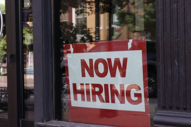 Benefits of Switching Careers Midlife”