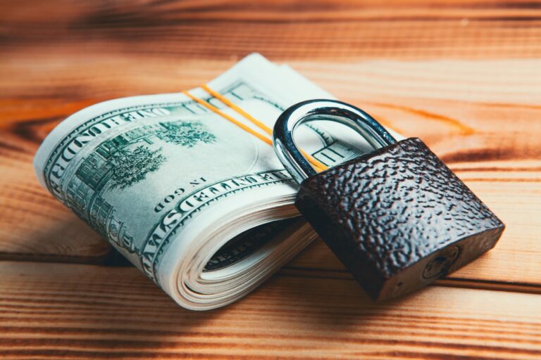 how to save 500 a month