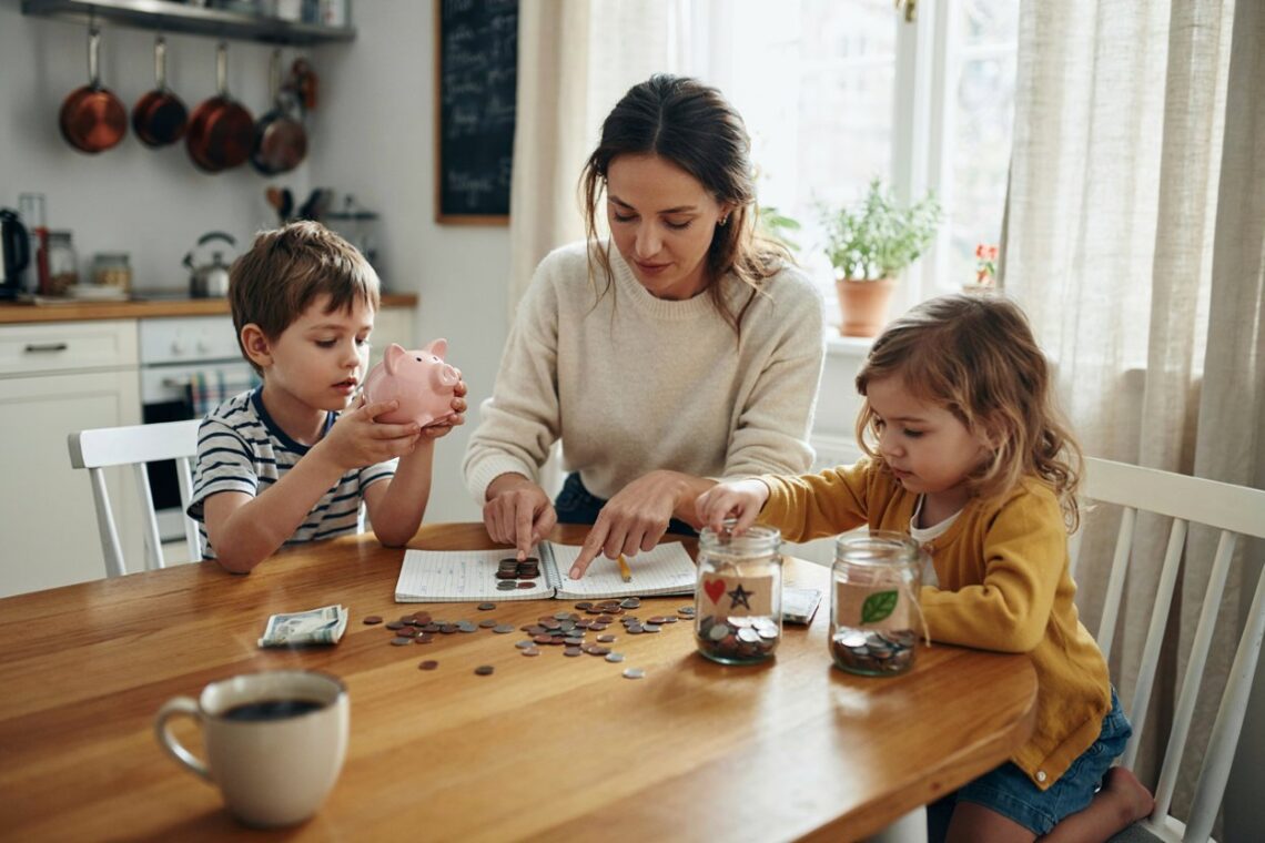 How to Teach Your Kids About Money: A Practical Guide for Parents